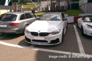 Picture of a white BMW M4